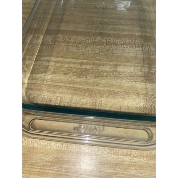 Vintage PYREX #2233 Clear Glass 13x9x2 3Qt Casserole/Baking Dish Made In USA - Picture 2 of 7